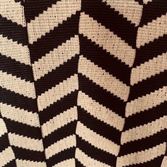 Chico’s Black and Brown Chevron Knit Sweater Size 2 - Picture 2 of 5